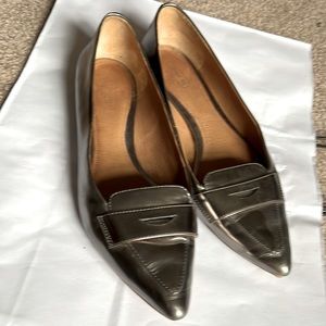 Coach Silver metallic leather flats size 8.5